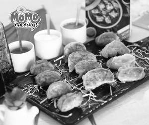 Momo Platter