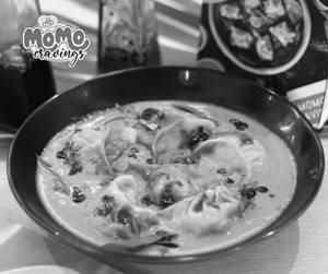Veg Jhol Momos