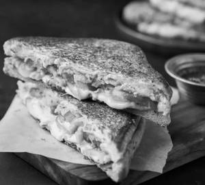 Veggie Grilled Sandwich