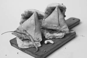 Samosa Pav ( 1 Pieces )