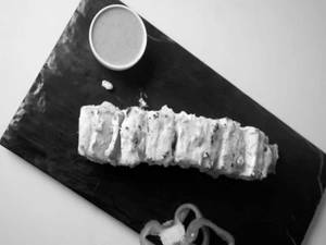 Mava Paneer Tikka (stuffed)