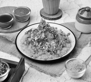 Ragda Samosa                                                                       