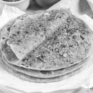 Paneer Paratha - 1pcs