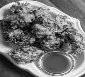 Aalu pyaz pakodi