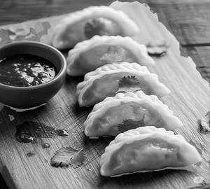 Paneer Momos (5).(Low Price)