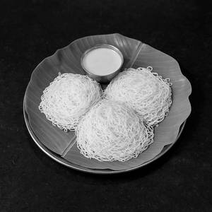 Idiyappam [3 Pieces]