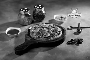 Chef's Special Pizza