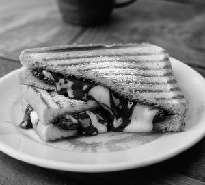 Chocolate Cheese Sandwich