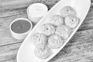 Steamed Momos [8 Pieces]