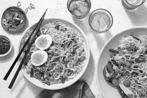 Egg Hakka Noodles