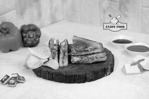 Paneer Bhurji Grilled Sandwich