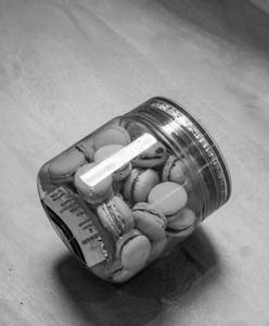 Eggless Mini Macaroon Jar