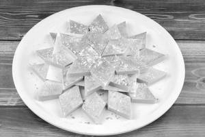 Cashew Burfi (100 Grams)