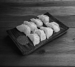 Steamed Momo [8 Pieces]