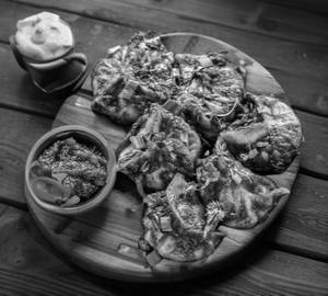 Schezwan Chicken Momos