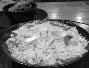 Basanti Pulao With Chicken Kasa Combo