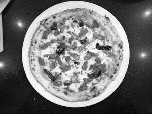Bianca Pizza (no Sauce)