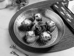 Mathania Mirchi Paneer Tikka With Mint Chutney (5 Pcs) - Gluten Free