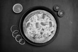 Tomato Onion Pizza