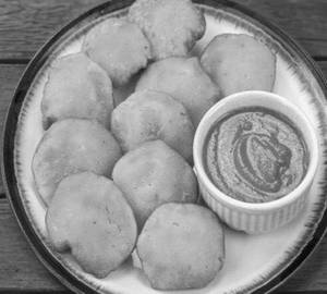 Aloo Pakoda [10 Piece]