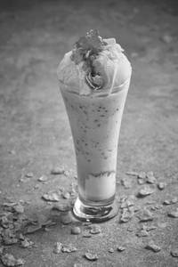 Butterscotch Breeze Falooda