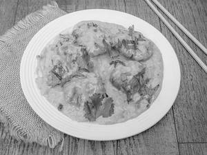 Veg Gravy Momos