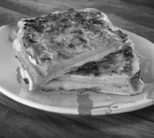 Spicy Bread Omelette