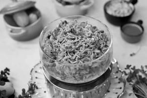 Hot Garlic Maggi
