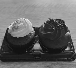 Red velvet & Chlocate cupcakes each one piece