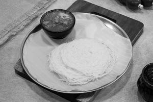 Idiyappam Vadacurry Combo