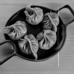 Darjeeling chicken momos kurkure