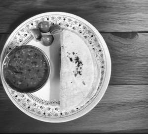 4 piece roti and egg tadka combo