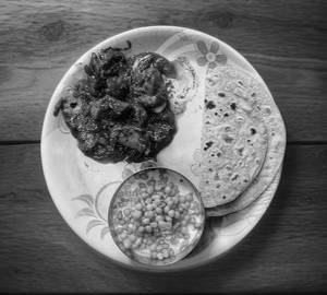 4 Piece Roti & Chilly Chicken