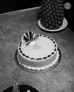 Fresh Pineapple Cake (500g) (with Egg)