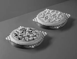 1 Mazedaar Makhni Paneer PER Pizza + 1 Veggie Supreme PER