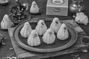Kesar Coconut Modak