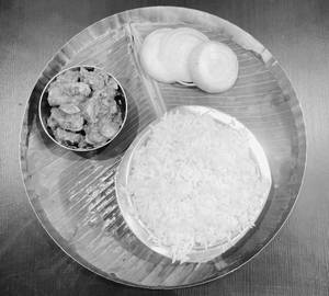 White Rice With Chicken Fry (Serves 1)