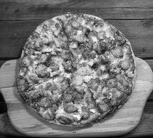 Chicken extravaganza pizza