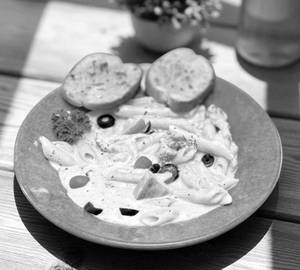 Chicken Alfredo Pasta