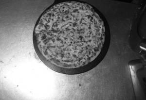 Cheese And Capsicum Pizza