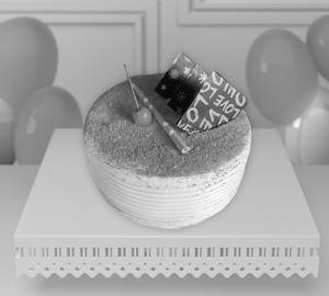 Red Velvet Cool Cake 500 Gm