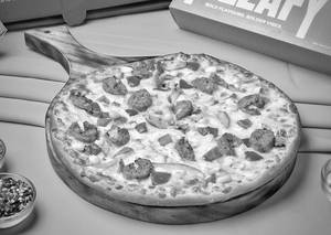 Cheese & Chicken Pizza