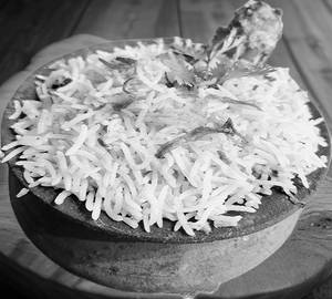 Murgh Hyderabadi Dum Ka Biryani