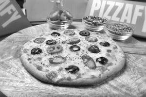 Jalapenos & Olives Pizza
