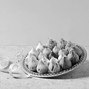 Modak Assorted Thal
