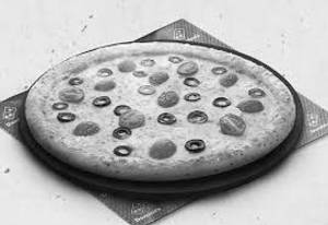 Romana loaded pizza