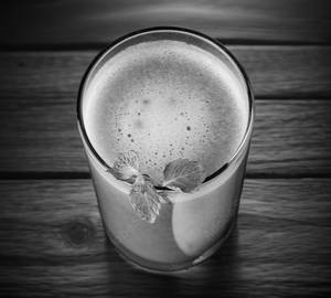 Dudhi aavla ginger pudina mixed juice