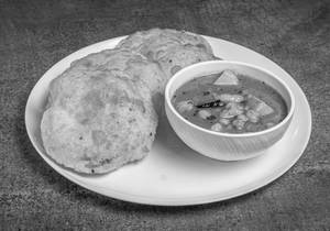 Matar Belwa Puri Sabji (4 Pcs)