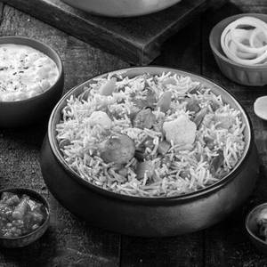 Veg Biryani (750ml Silv.cont.)