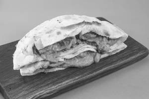 Delhi Chicken Makhani Naan Turnover [2 Pockets]